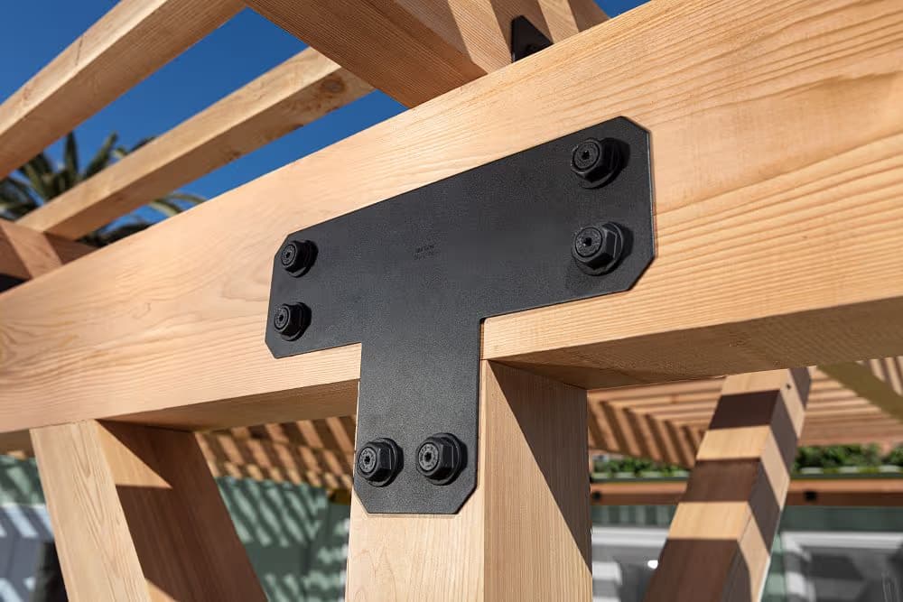 Simpson Strong-Tie APVT6 Outdoor Accents Avant T-Strap for 6x6